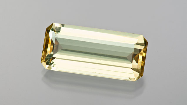 E. J. Gübelin 博士磷灰石藏品