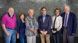 During the GIA Board of Governors meeting in early November at the Institute’s headquarters in Carlsbad, CA, the Institute honored Susan M. Jacques with its highest honor, the Richard T. Liddicoat Award for Distinguished Achievement.