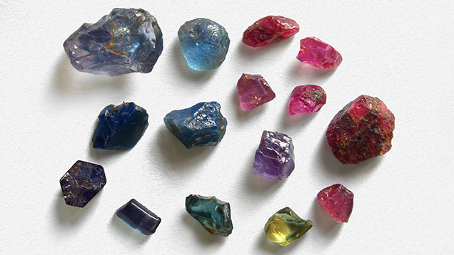 Rough sapphire from Muling, representing the five color groups in this study.
