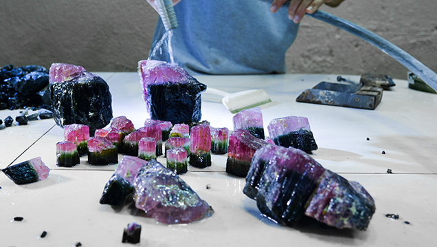 Brazilian bicolor and rubellite tourmaline rough