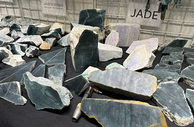 Figure 1. The rough Guatemalan jadeite jade sold by Yax Tun Minerals included blue, green, and lavender hues, with blue being the most prevalent. Photo by Tao Hsu; courtesy of Yax Tun Minerals.