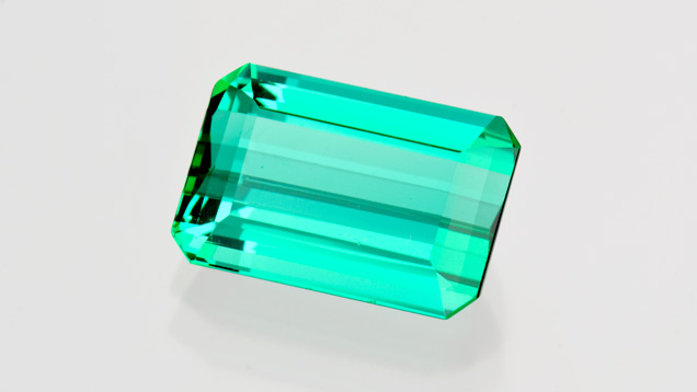 	5.43 克拉祖母绿型切割碧玺