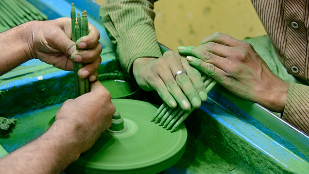 Faceting by hand at RMC