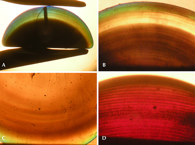Gas bubbles in Wiede’s synthetic star corundum