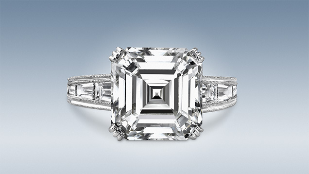 Colorless diamond ring