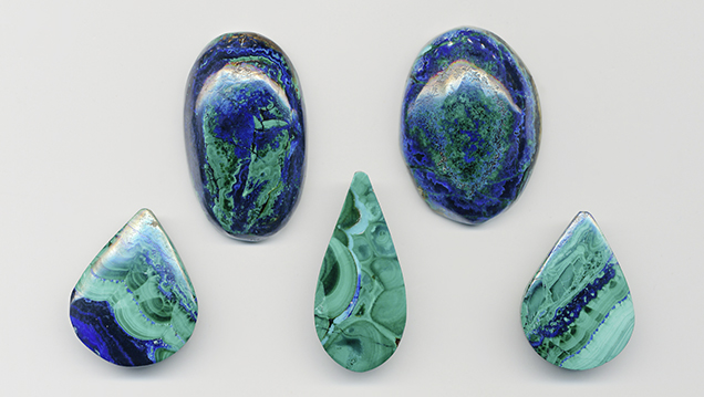 Azurite-malachite cabochons from Cochapata material.