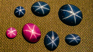 {Dual-Color Double Stars in Ruby, Sapphire, and Quartz: Cause and Historical Account                                  Karl Schmetzer, Martin P. Steinbach, H. Albert Gilg, and Andrea R. Blake , Jul 31, 2015} - image