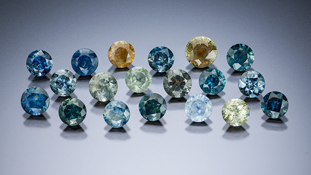 Alluvial Montana sapphire samples