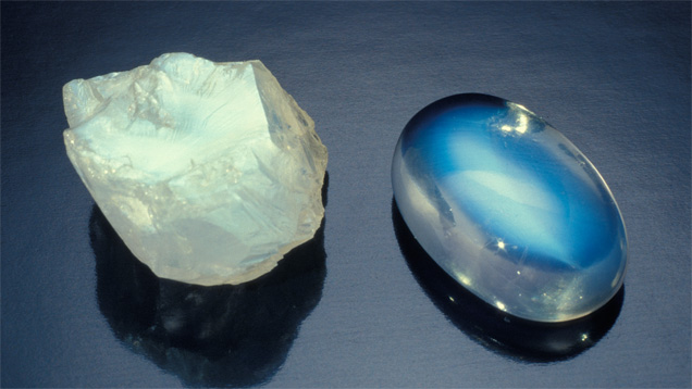 ムーンストーン宝石とは | ムーンストーンストーン – GIA